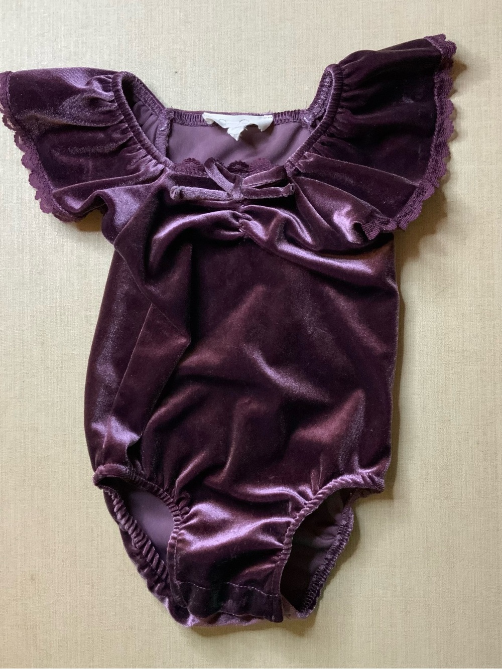 Jessica Simpson Girls Velvet Flutter-Sleeve Bodysuit - Plum